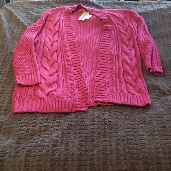 Pink Cardigan - Picture 2 of 6
